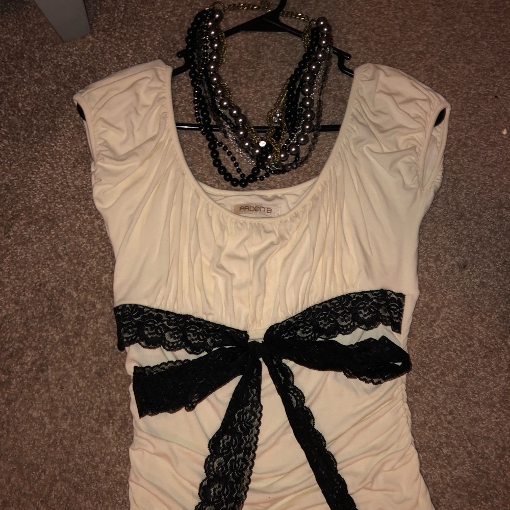 Medium Arden B top only